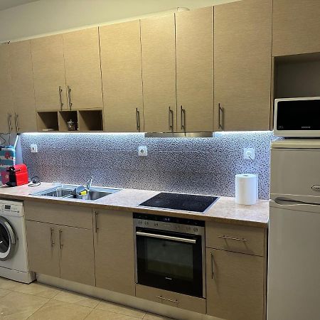 Appartement Καλαισθητο Διαμερισμα Διπλα Στο Μετρο à Athènes Extérieur photo