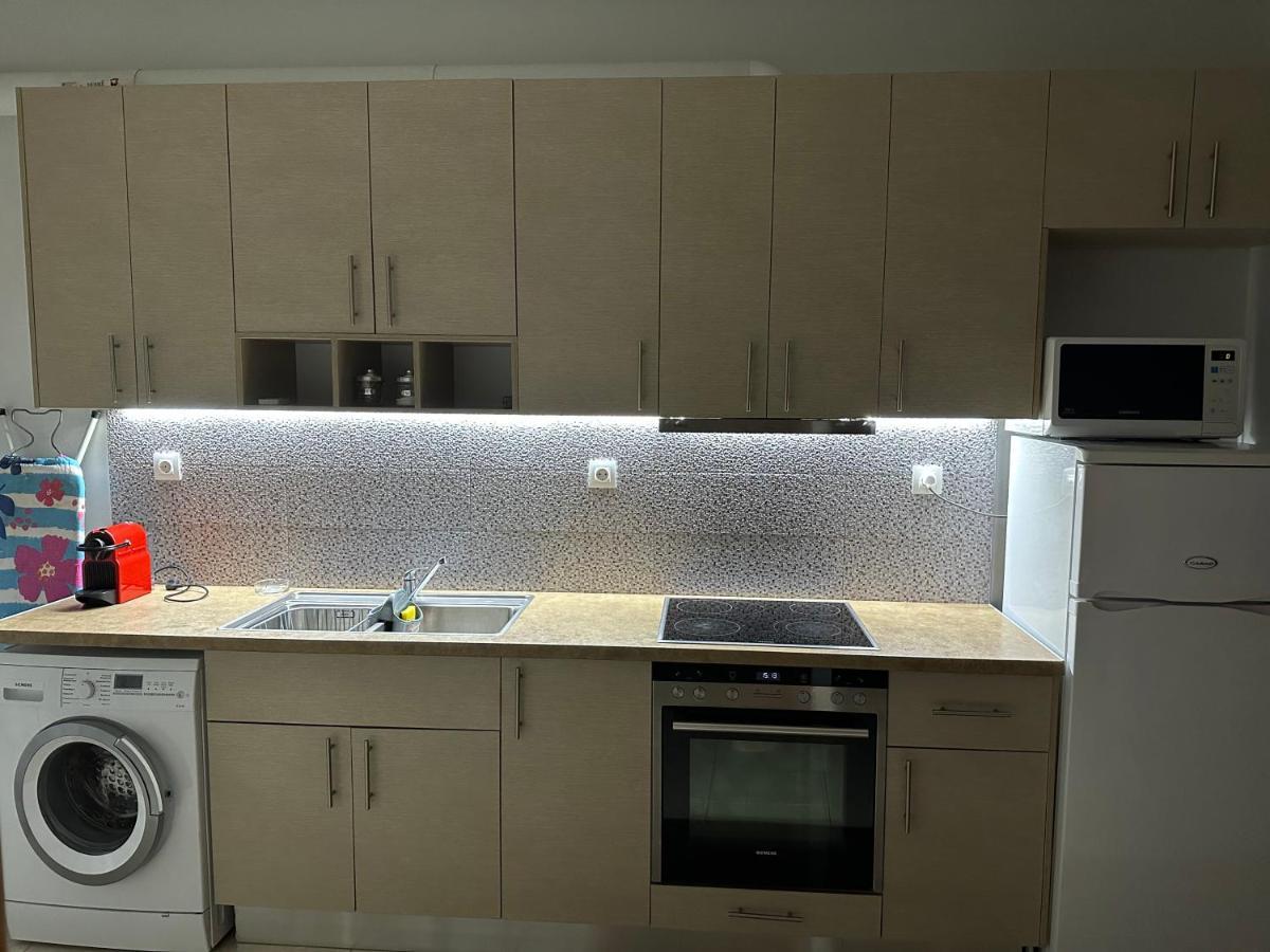 Appartement Καλαισθητο Διαμερισμα Διπλα Στο Μετρο à Athènes Extérieur photo