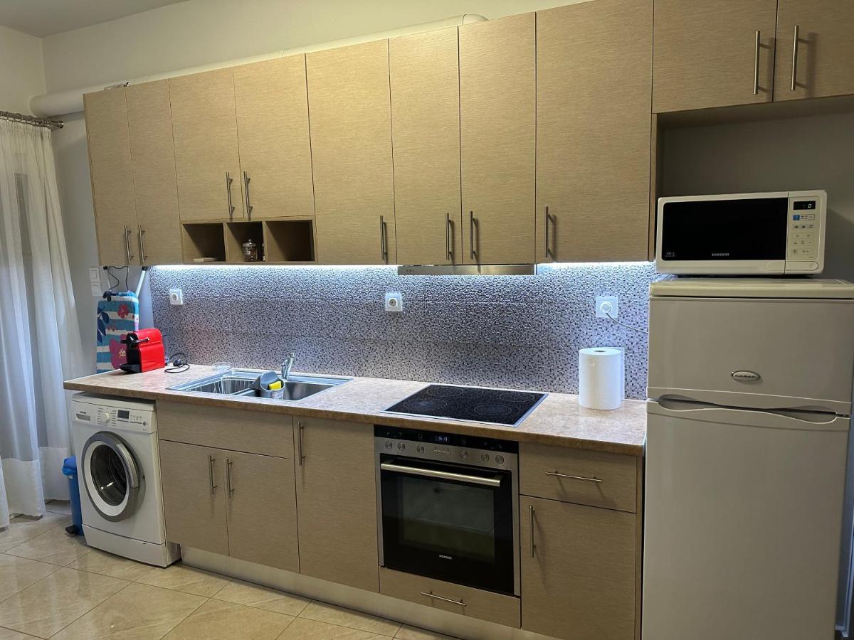Appartement Καλαισθητο Διαμερισμα Διπλα Στο Μετρο à Athènes Extérieur photo