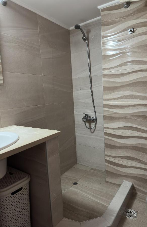 Appartement Καλαισθητο Διαμερισμα Διπλα Στο Μετρο à Athènes Extérieur photo